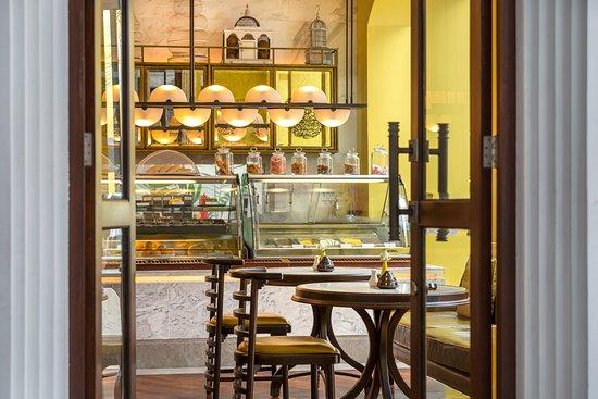 The Glasshouse Deli.Patisserie